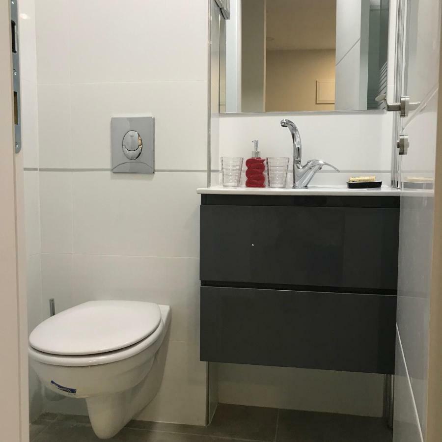 Coral Studio vacation apartment Eilat Esterno foto