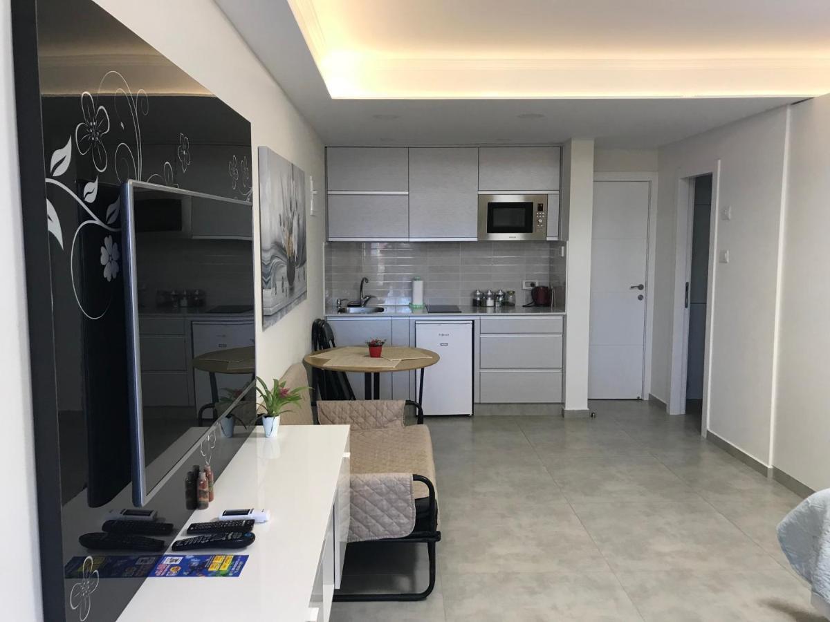 Coral Studio vacation apartment Eilat Esterno foto